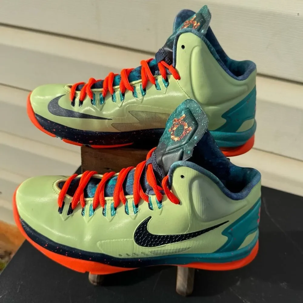 Nike first picture